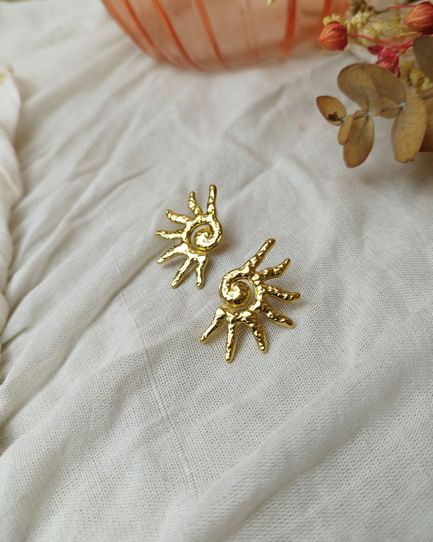 Boucles d'oreilles soleil torsadé doré
