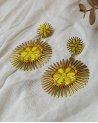 Boucles d'oreilles marguerites jaunes ensoleillées