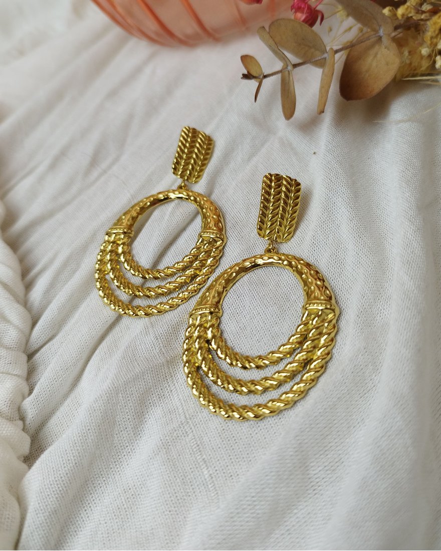 Boucles d'oreilles multi-anneaux torsadés dorés