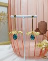 Boucles d'oreilles pendantes fleur dorée et goutte turquoise