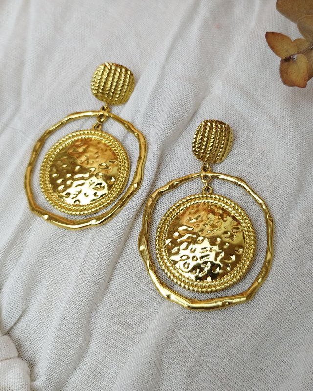 Boucles d'oreilles médaillon doré en acier