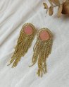 Boucles d'oreilles roses à chainettes dorées