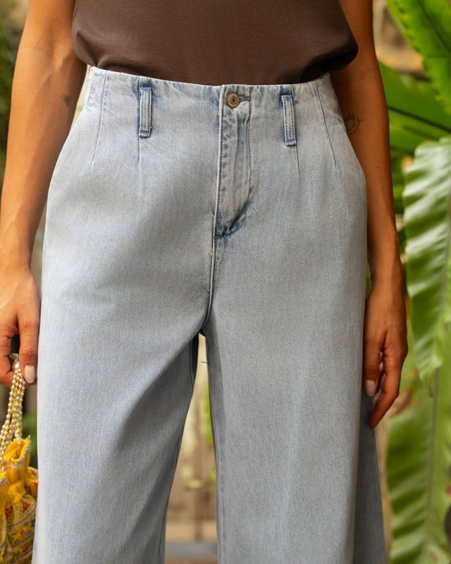 Jean large Julie en denim bleu clair