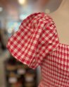 Robe longue en vichy rouge avec un buste smocké