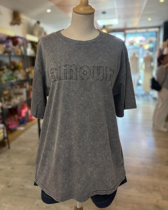 Tee shirt oversize "Amour"...