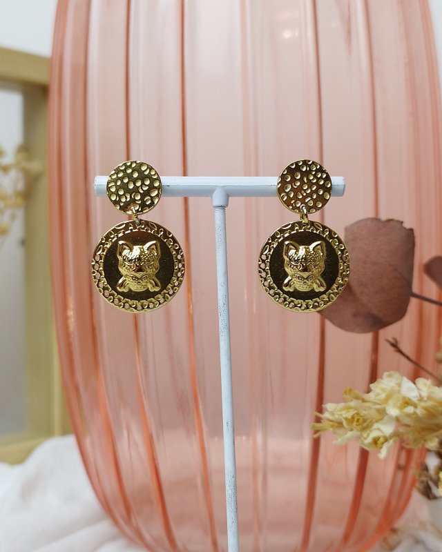 Boucles d'oreilles dorées à tête de tigre