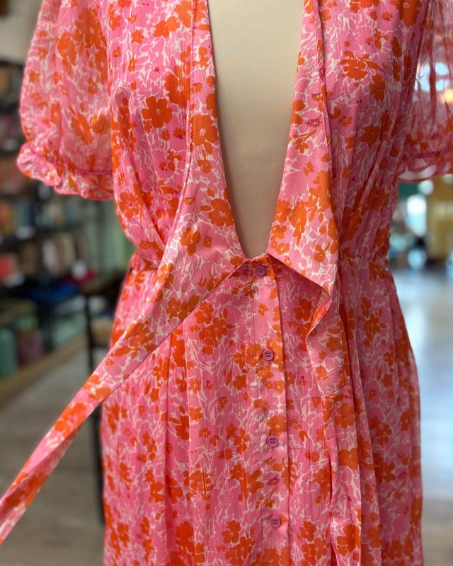 Robe longue à imprimé fleuri rose et orange