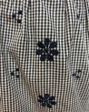 Jupe short en vichy bleu marine à fleurs brodées