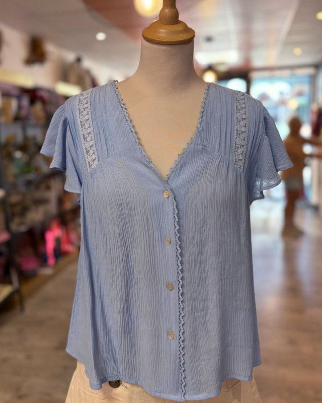 Blouse fluide bleu ciel à...