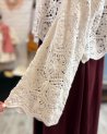 Pull court ajouré en crochet blanc
