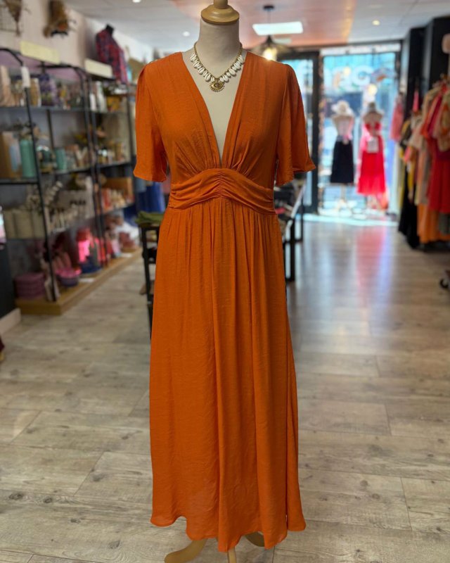 Longue robe orange à...
