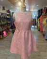 Robe patineuse à motif graphique blanc et rose