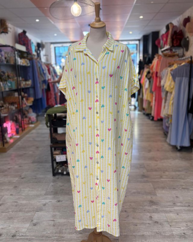 Robe chemise à rayures...