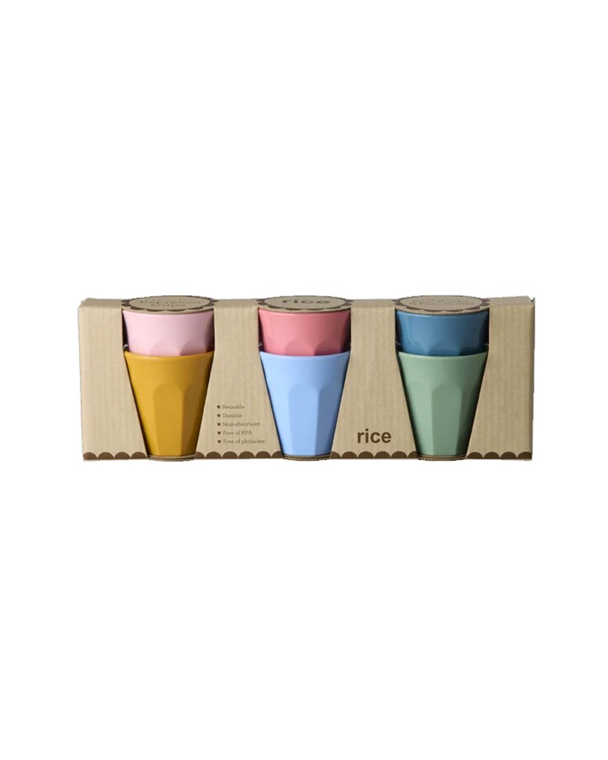 Lot de 6 mini gobelet "All you need is love and..." en mélamine