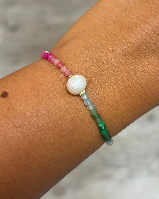 Bracelet élastique en perles colorées