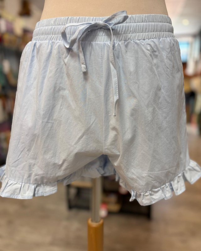 Short en coton bleu ciel et...
