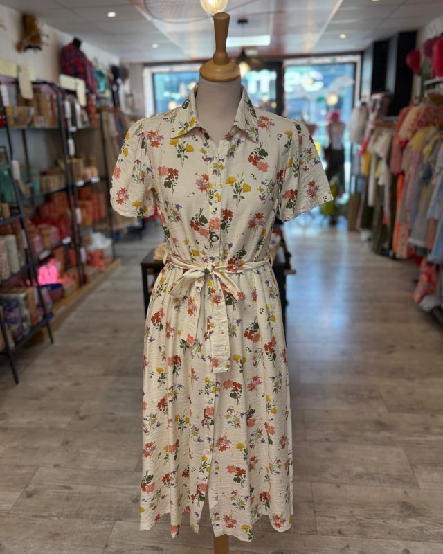 Longue robe chemise à...