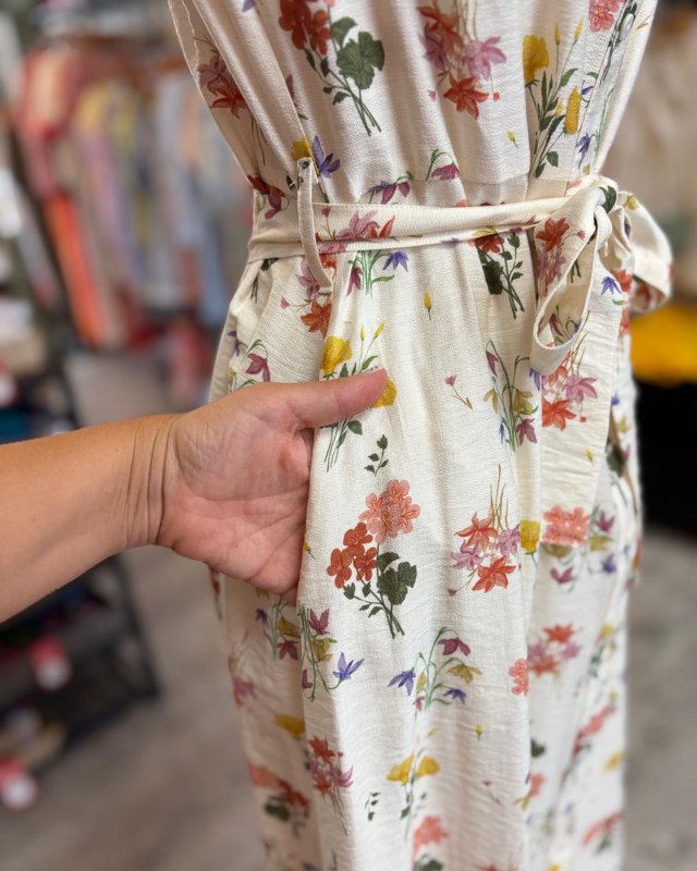 Longue robe chemise à imprimé floral