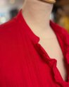 Combinaison en gaze de coton rouge sans manches