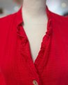 Combinaison en gaze de coton rouge sans manches