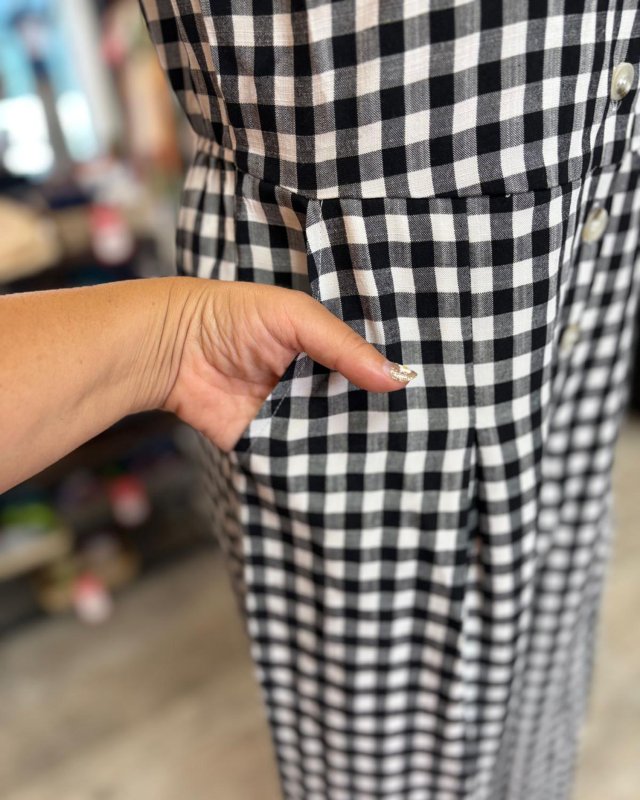 Combinaison pantalon en vichy noire et blanche