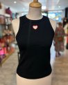 Débardeur noir à coeur ajouré rouge