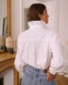 Chemise classique blanche à col montant plissé
