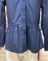 Blouse à basque bleu marine et grand col