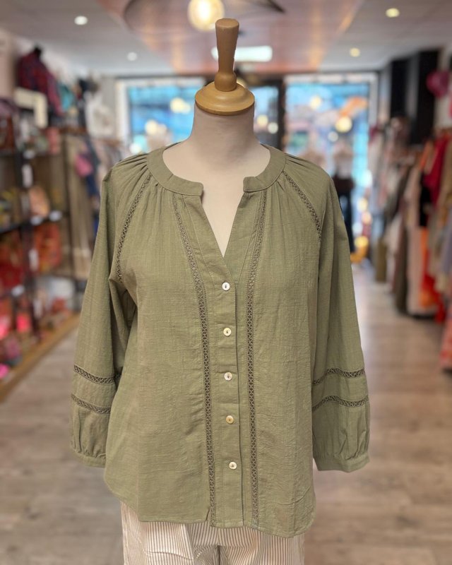 Blouse vert sauge à chevrons