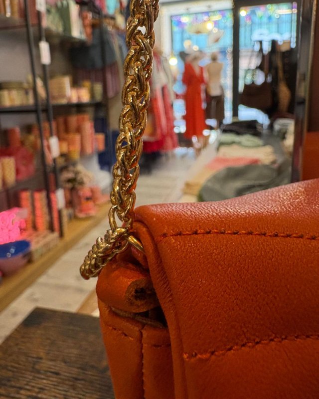 Petit sac matelassé en cuir lisse
