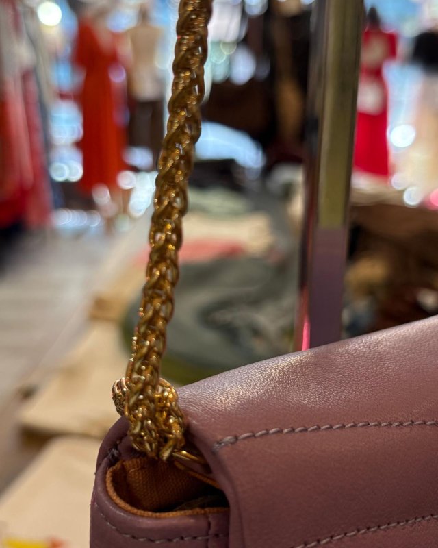 Petit sac matelassé en cuir lisse