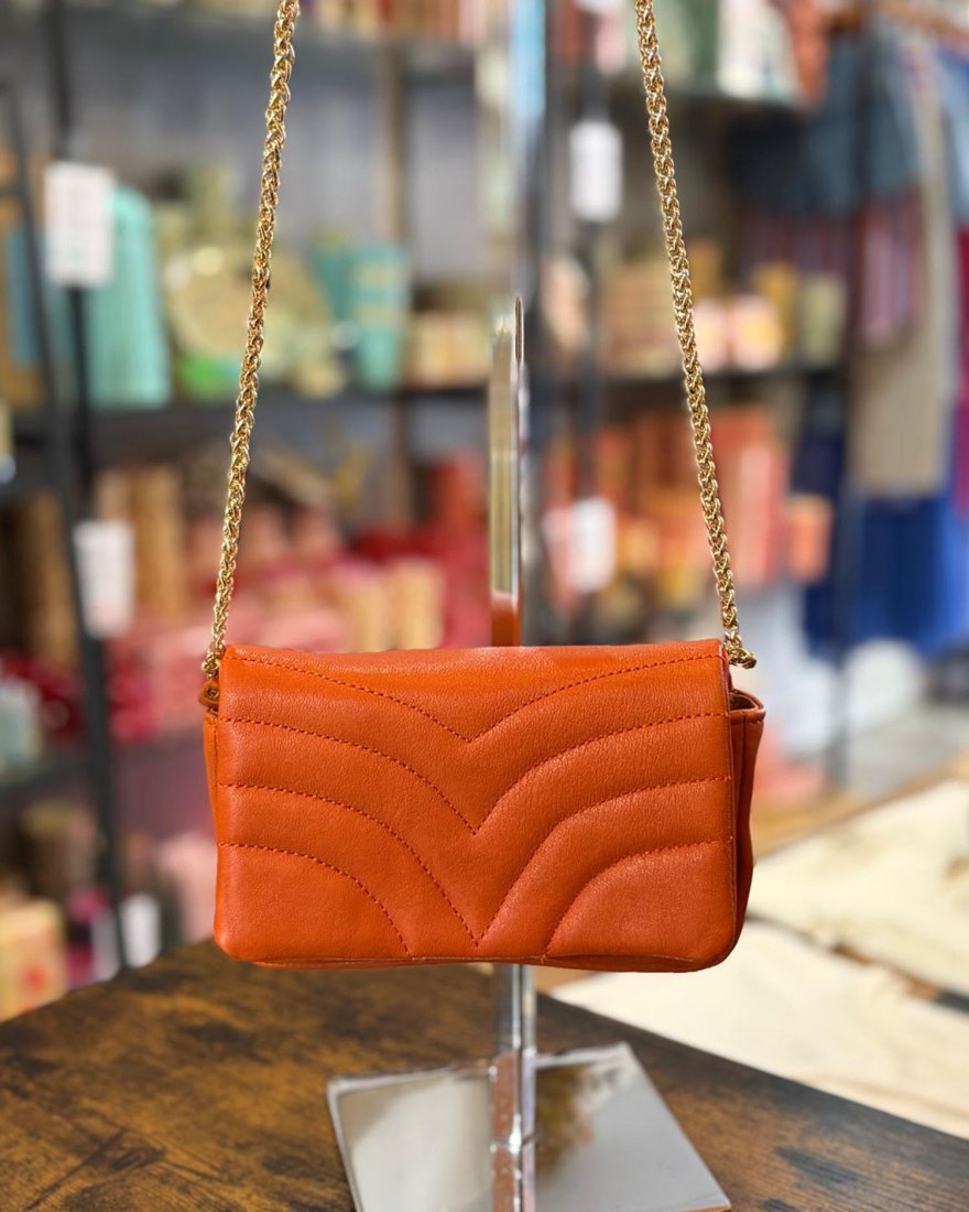 Petit sac matelassé en cuir lisse
