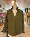 Blouse kaki à col en V volanté